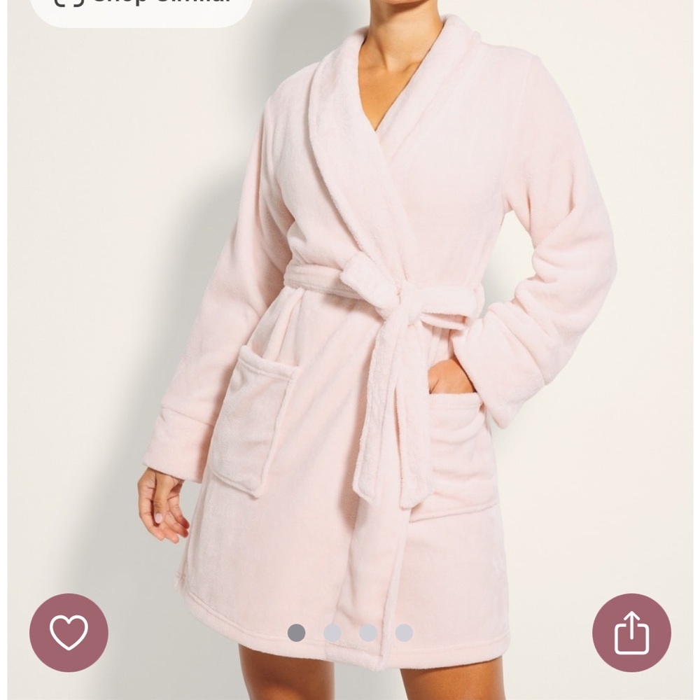 Soma Plush Short Robe in Pretty Pink, 
Size L/XL
